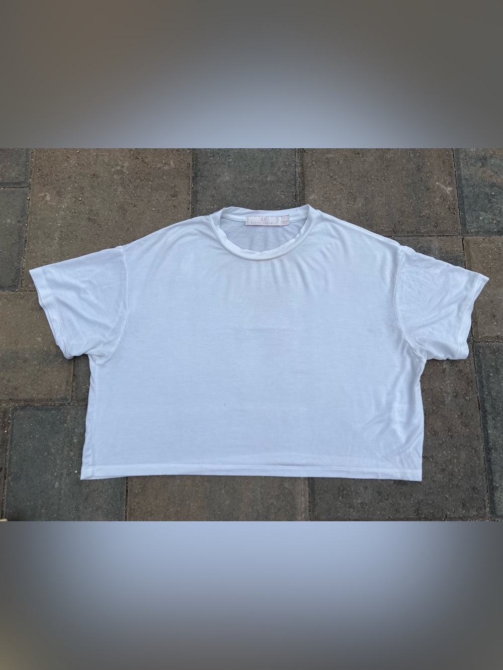Rachel Parcell White Boxy Cropped Sleep & Lounge Tee - Size Medium